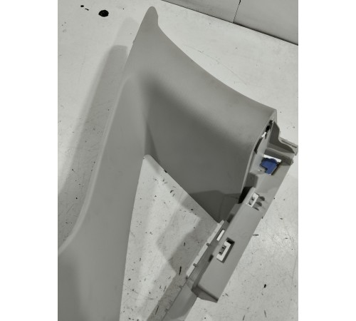 Обшивка стойки(задняя левая)