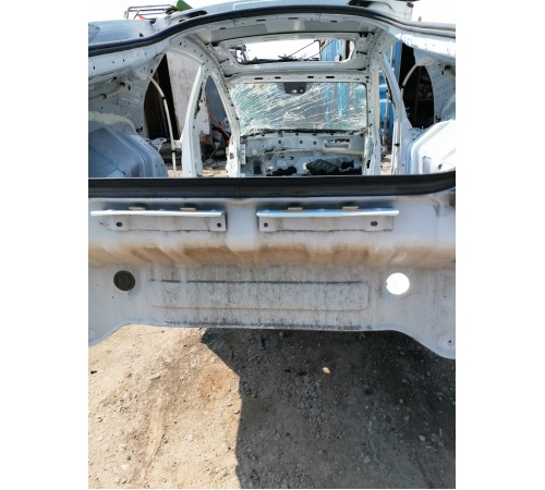 Панель задняя