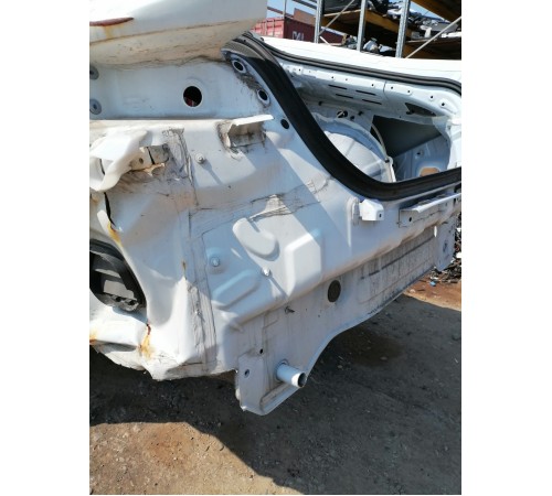 Панель задняя