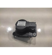 Моторчик привода заслонок отопителя