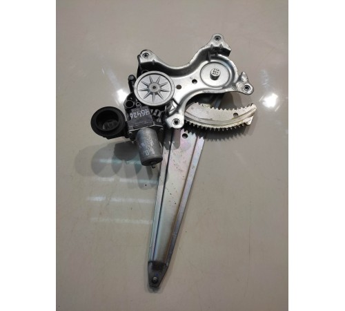 Стеклоподъемник (задний, правый)