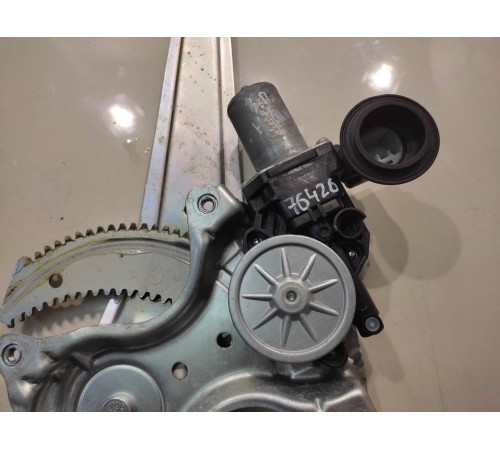 Стеклоподъемник (задний, правый)