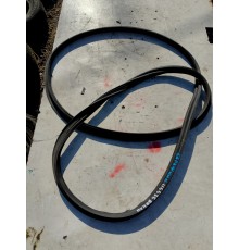 Уплотнитель крышки багажника