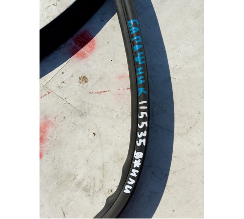 Уплотнитель крышки багажника