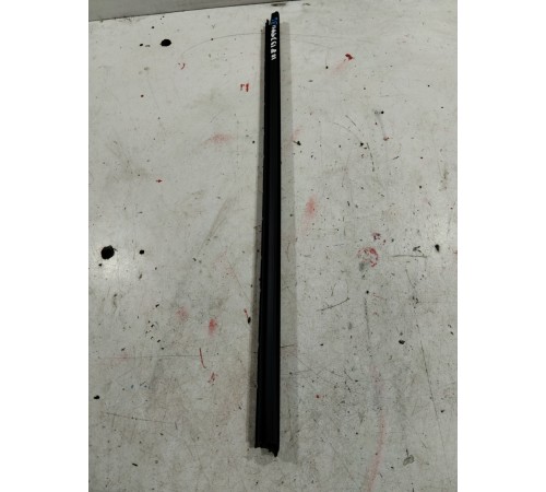 Уплотнитель стекла (задний левый внутренний)