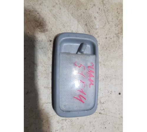 Плафон внутреннего освещения задний