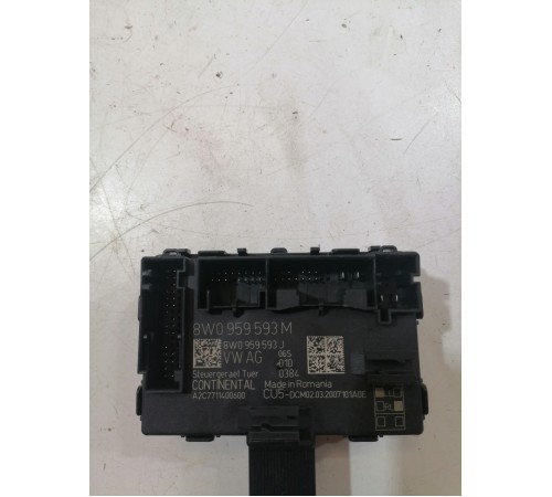 Блок двери передний левый