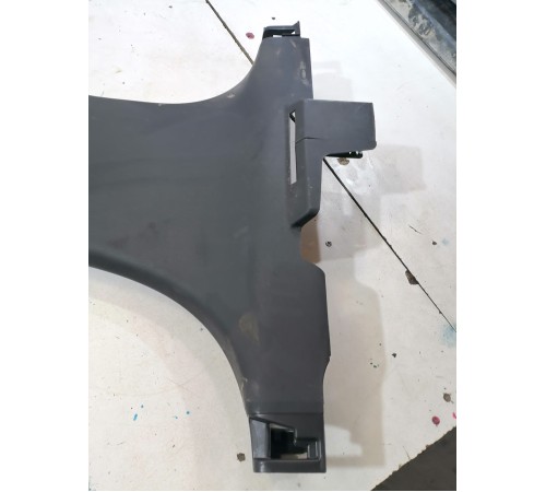 Обшивка центральной стойки правая нижняя