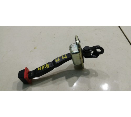 Ограничитель двери (передний, правый)