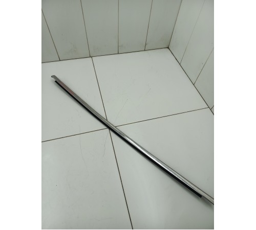 Уплотнитель двери задний правый внешний