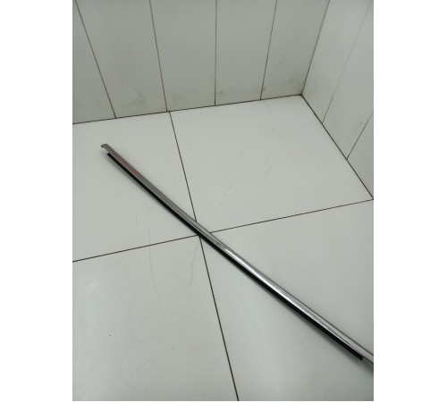 Уплотнитель двери задний правый внешний