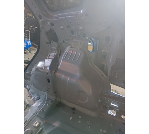 Крыло заднее правое