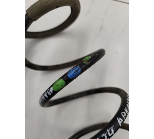 Пружина подвески передняя