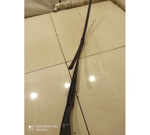 Поводок стеклоочистителя(левый)