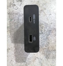 USB/TYPE C порты для центральной консоли заднего ряда