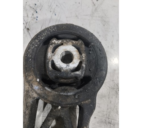 Опора АКПП (коробки передач)