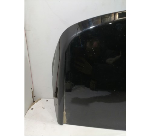 Спойлер крышки багажника