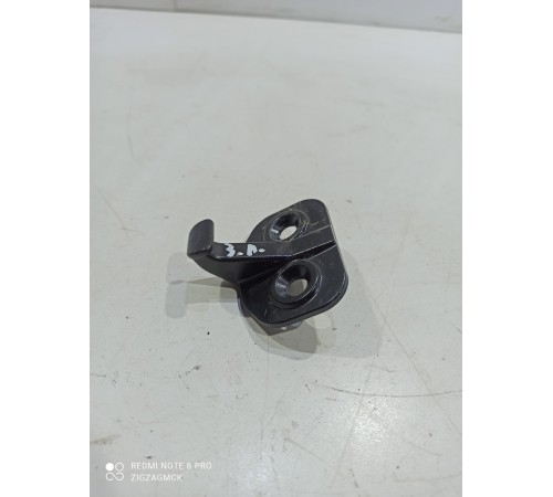 Центрующий элемент сдвижной двери (задний левый)