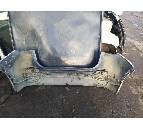 Задний бампер в сборе