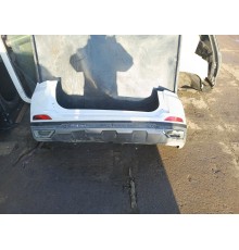 Задний бампер в сборе