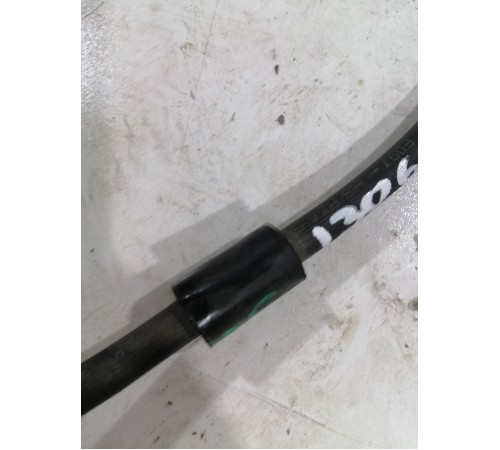 Тормозной шланг задний правый