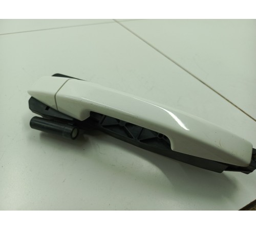 Ручка двери наружная задняя левая в сборе