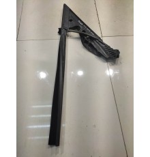 Уплотнитель двери (передний, правый)