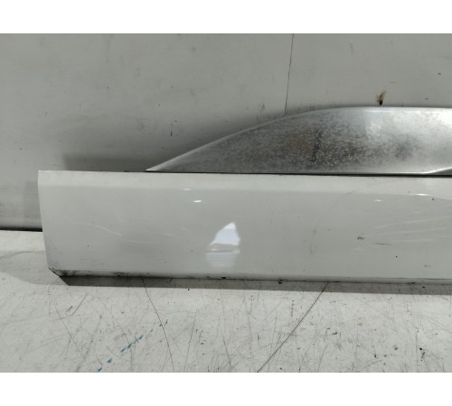 Накладка двери задняя правая