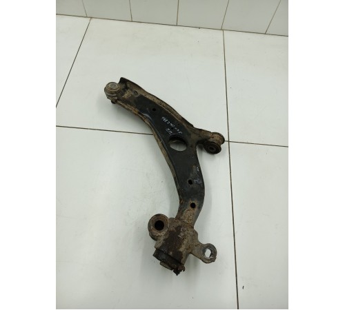 Рычаг подвески передний правый