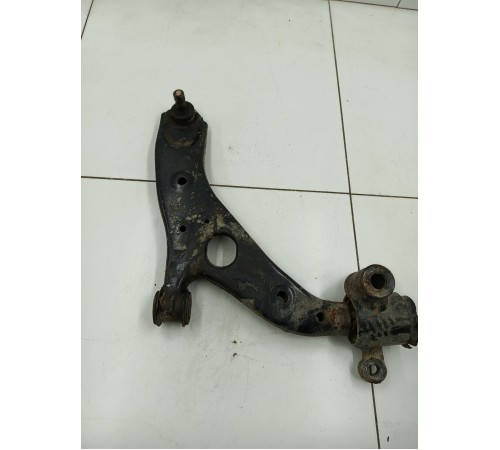 Рычаг подвески передний правый