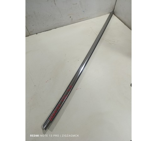 Уплотнитель стекла задний правый внешний