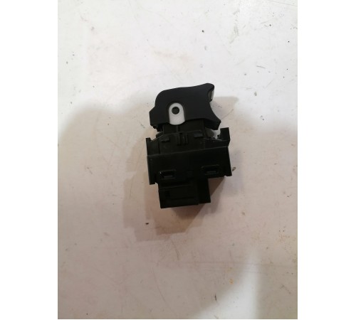 Кнопка стеклоподьемника