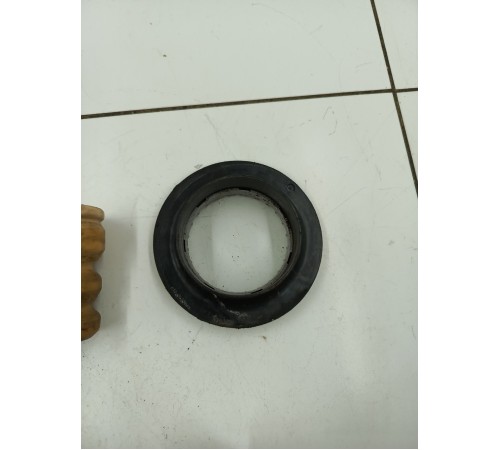 Опора амортизатора переднег в сборе