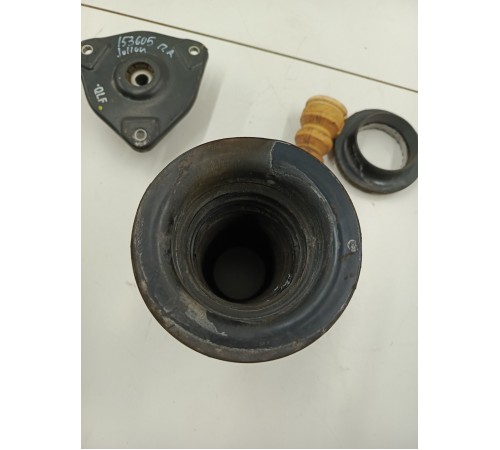 Опора амортизатора переднег в сборе