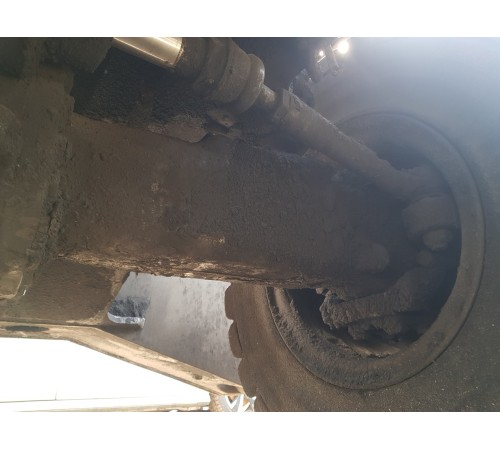 Передний мост (передний редуктор)