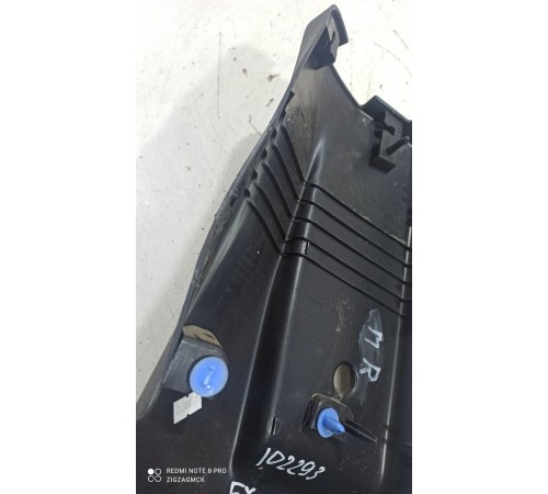 Обшивка центральной стойки(правая нижняя)