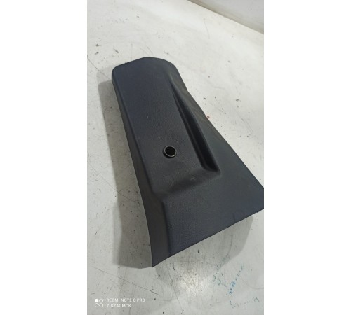 Обшивка центральной стойки(правая нижняя)