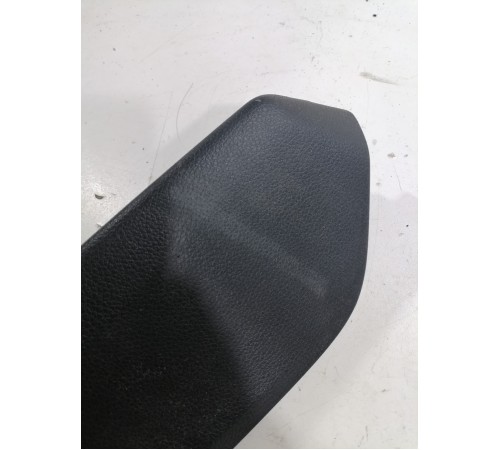 Пластик салона правый