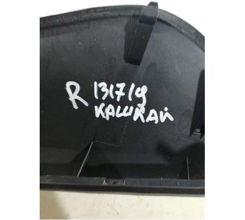 Пластик салона правый