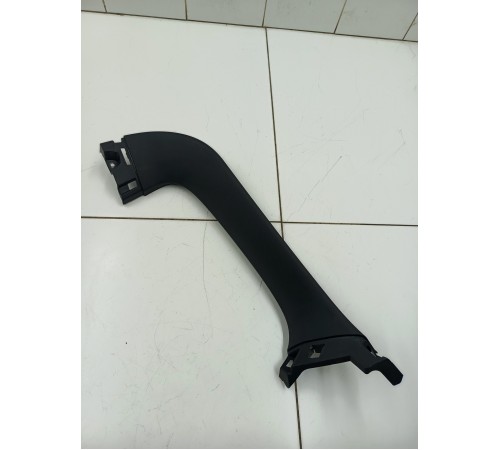 Обшивка двери крышки багажника левая