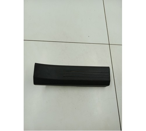 Накладка порога задняя левая