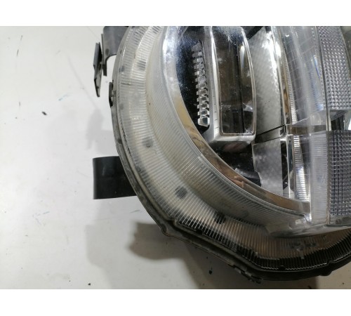 Фара головного света левая