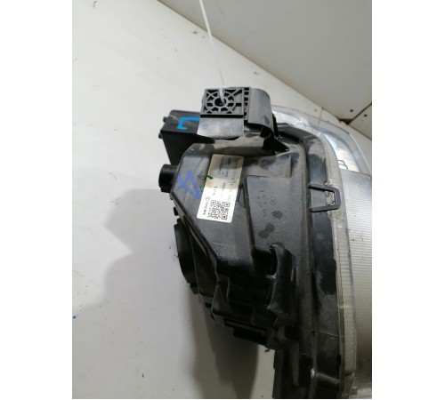 Фара головного света левая