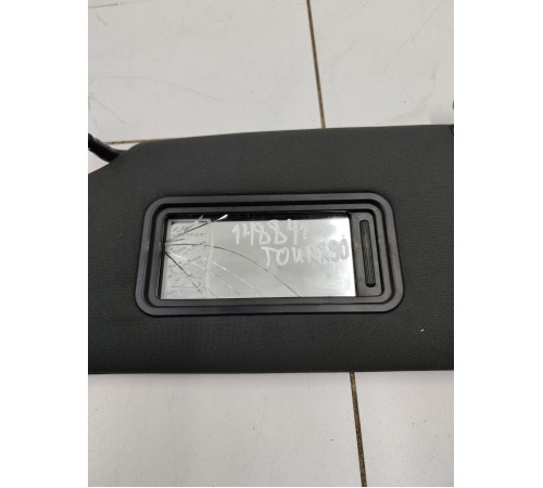 Козырёк левый