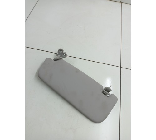 Козырек солнцезащитный левый