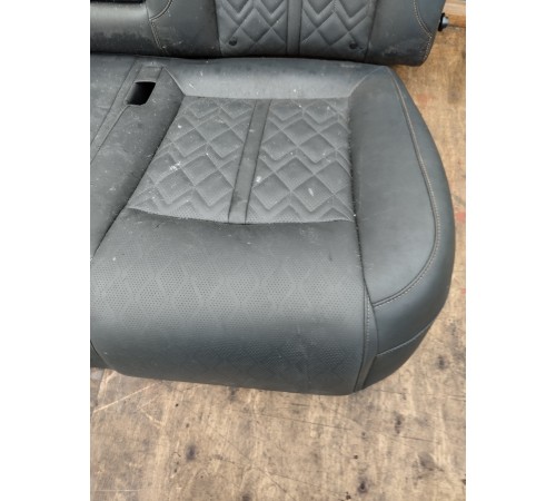 Задний ряд сидений