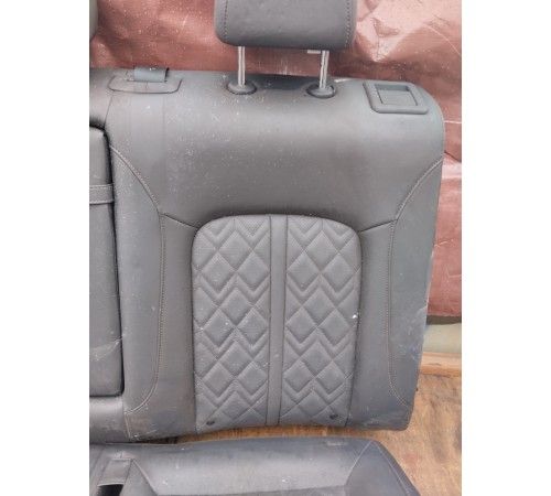 Задний ряд сидений