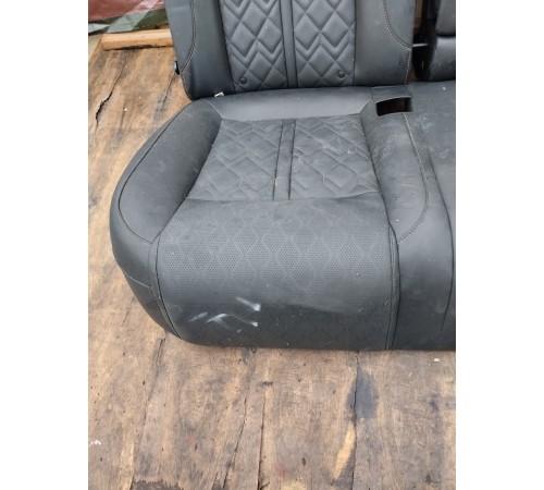 Задний ряд сидений