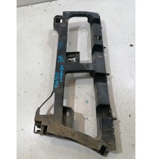 Кронштейн заднего бампера правый