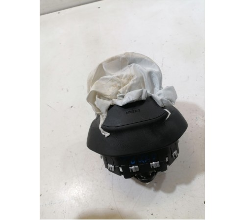 Подушка безопасности водителя